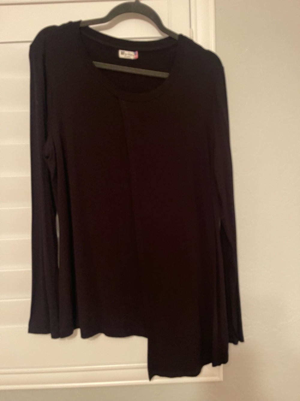 Kut from the Kloth Black Long Sleeve Crew Top